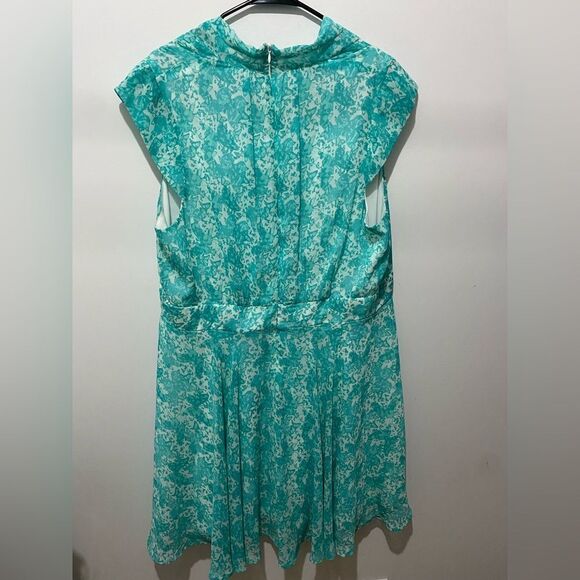 Elegant Teal Patterned Dress new with tags Ricki’s - Picture 5 of 5